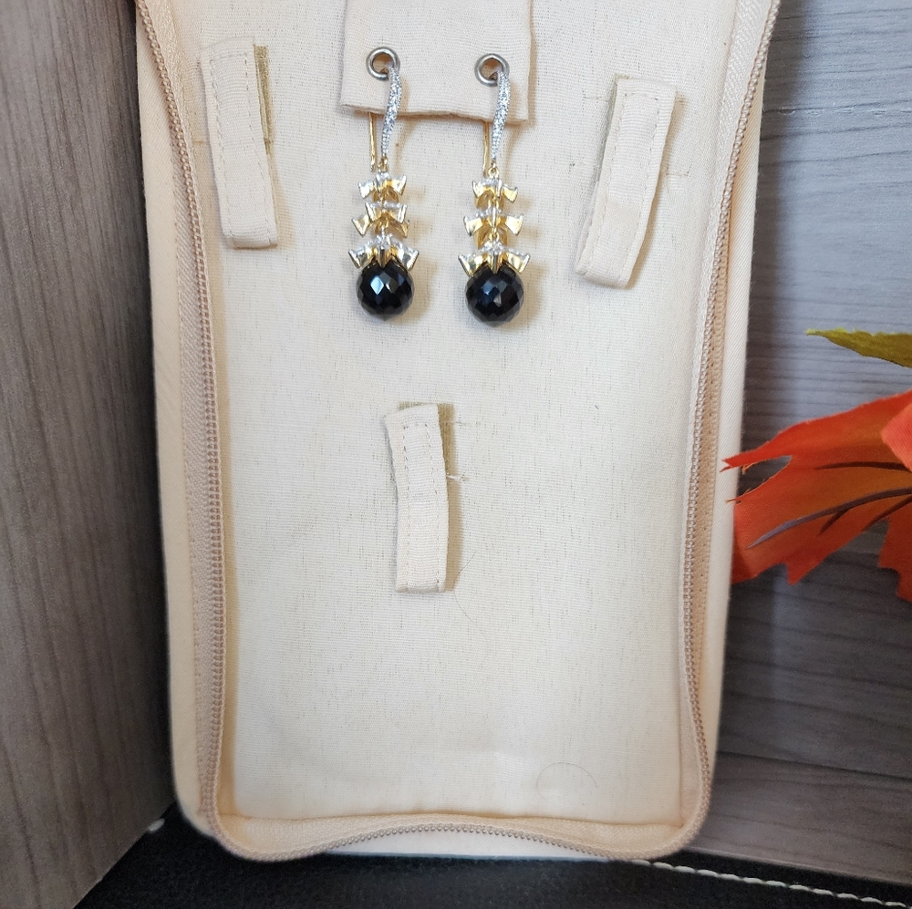 Ear hoops